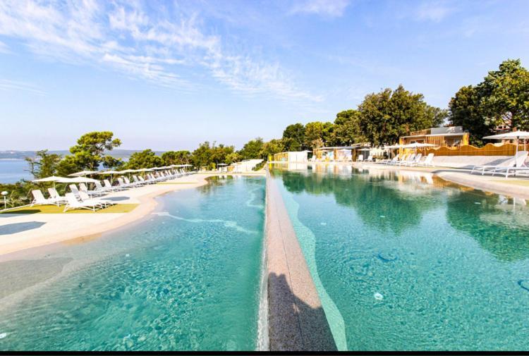 Villa Family Grand De Luxe Mobilhome Selce Εξωτερικό φωτογραφία