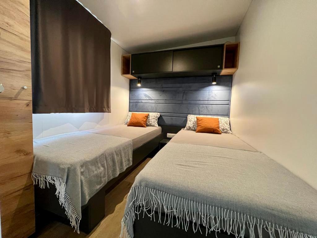 Villa Family Grand De Luxe Mobilhome Selce Εξωτερικό φωτογραφία