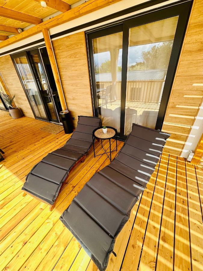Villa Family Grand De Luxe Mobilhome Selce Εξωτερικό φωτογραφία