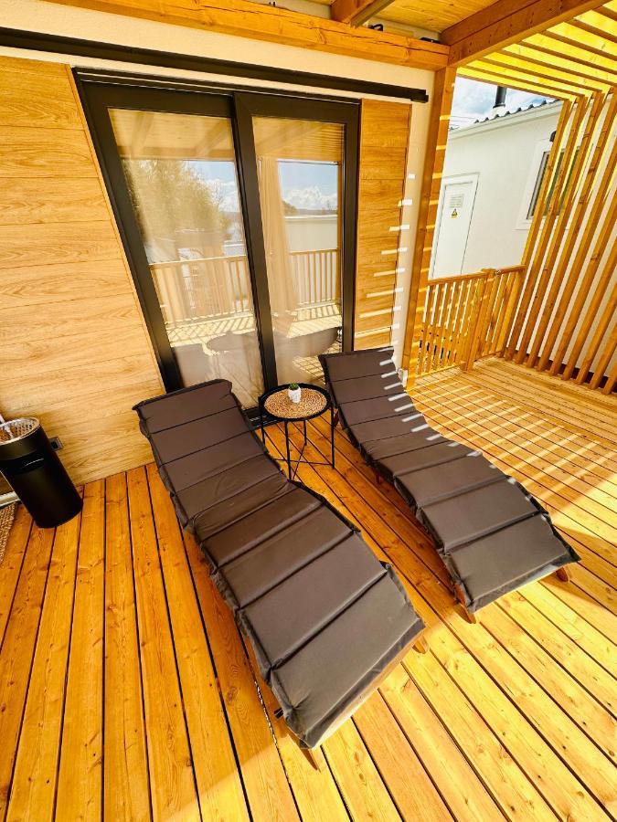 Villa Family Grand De Luxe Mobilhome Selce Εξωτερικό φωτογραφία